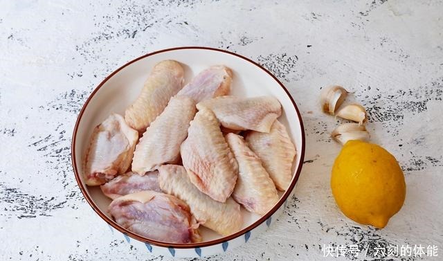 小孩|好吃到可以开店的鸡翅做法,清香诱人特开胃,隔壁小孩都馋哭了