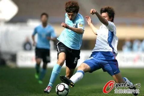  球衣|盘点大连足球历代球衣！哪一款是你的最爱？