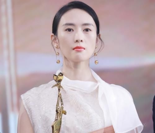  孔笙|《大江大河》剧组：孔笙喜获最佳导演奖，童瑶获“视后”，恭喜！