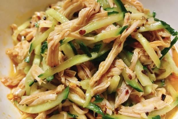  菠菜|和夏天超配的凉拌菜，清爽可口，健康又卫生，做法超级简单