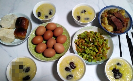 餐桌|自从婆婆接手了我家早餐,餐桌变了样,各种家常美食层出不穷,香