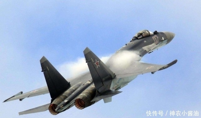 战机|准备打响第一枪?美核航母为何突然调转枪口,上百架战机直扑北方