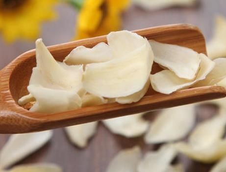  隔天|教你做红豆百合莲子汤，清甜软糯味道佳，女人隔天可吃一次