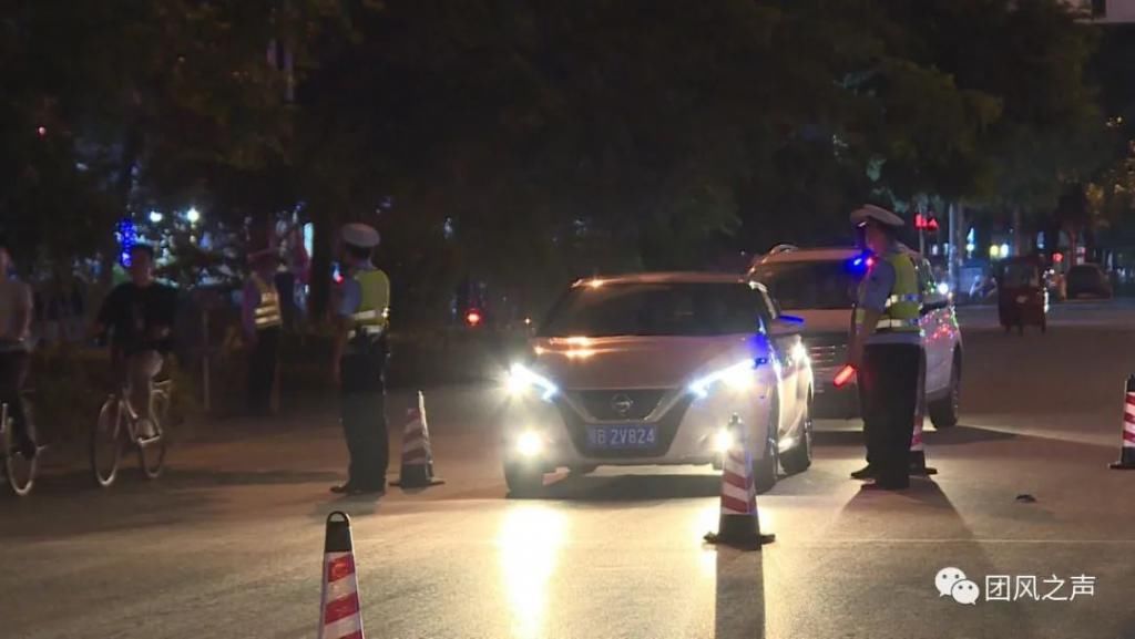  交警|平安团风|交警常态化夜查 守护您平安出行！