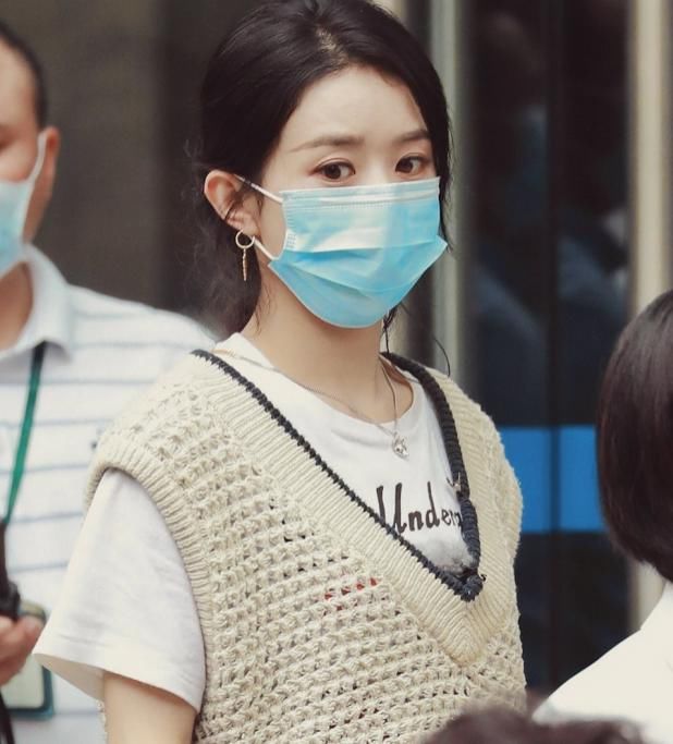  新剧|《中餐厅》刚杀青，赵丽颖新剧已在筹备中，看清主演阵容：堪称顶配