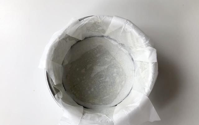  奶油奶酪|网红巴斯克芝士蛋糕，自带烟熏感的奶香芝士，做法竟然这么简单