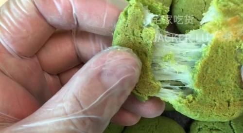 曲奇|超级有料的抹茶夹心麻薯曲奇,软软糯糯超好吃的点心,趁热最好吃哦!