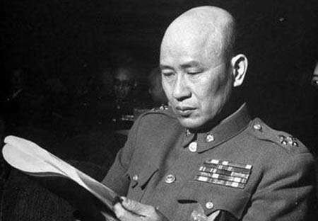 胡琏|解放战争时，胡琏听说此人当了兵团司令，气得连部队都不要了