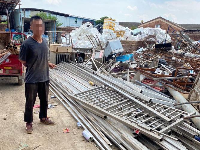 陆续|小区内高跟鞋陆续不翼而飞 快递员原来是“怪癖”大盗