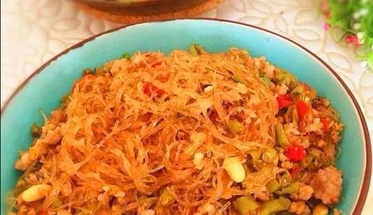 控干水分|两种方法做了十几斤酸豇豆,分享四种酸豆角做的美食,谁是你的菜