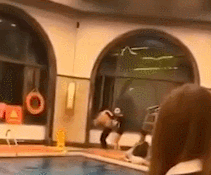  足足|6岁男孩临死前，足足挣扎了近10分钟!可周围却没有一个人发觉