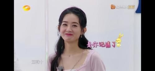  赵薇|没了赵薇的《中餐厅》风波不断，为何赵薇成了中餐厅的高光时刻？