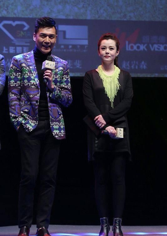  黑色|刘一含出道15年却不温不火，虽撞脸车晓，但身材气质更胜一筹