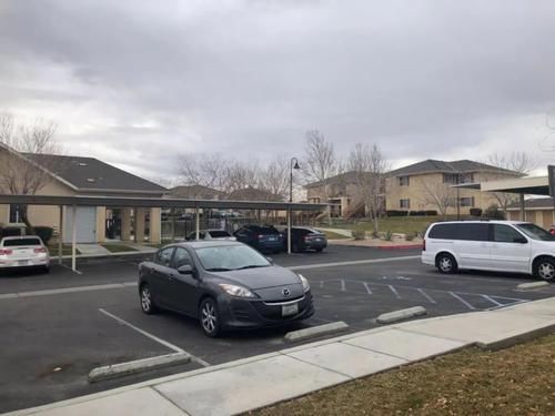  节目|2岁儿神秘失踪！亚裔单亲妈崩溃上节目求助遭主持人不停质疑，隔天自杀身亡