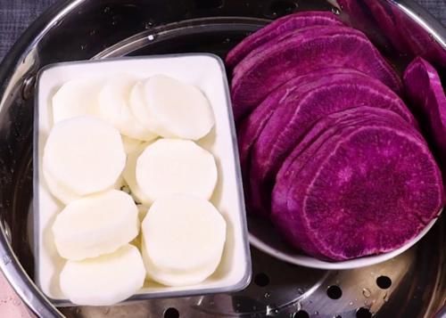 山药|分享一款紫薯山药千层糕,简单的烹饪,营养又香甜,孩子特喜欢