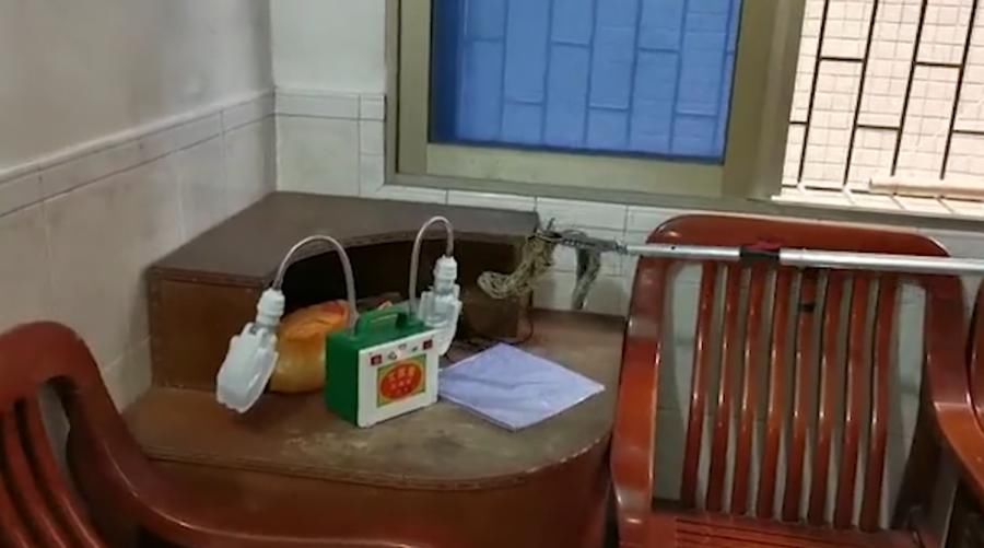  出没|当心！有蛇出没！