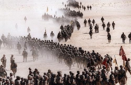 此国|此国欠100亿不还，集结几十万大军，想把债主国变成自己的一个省