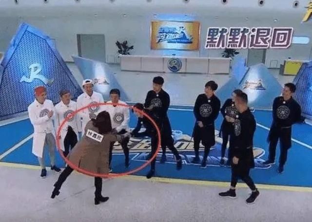  影后|她是最“叛逆”影后, 因怀孕挤走导演正室, 上跑男本性暴露无遗