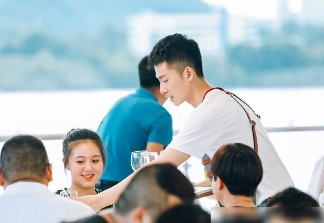 真相|为何《中餐厅》从期待到如今“扑街”,除了剪辑外,观众道出真相