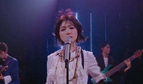  粉丝在投票|《浪姐》李斯丹妮、万茜闹崩了？粉丝掀起战火，万茜粉态度强硬！