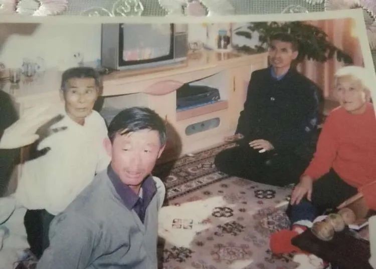 贾智宏|木垒河畔‖【口述历史】贾智宏《东北人家》