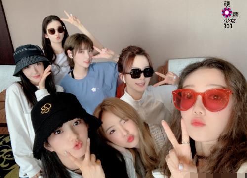  青春环游记|硬糖少女成团后首综来袭，《王牌》导演也将加盟，这次有的看了