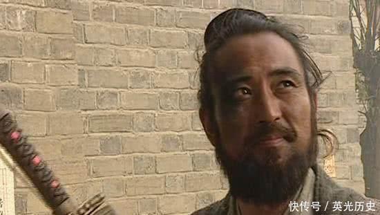  好汉|梁山与关胜出身齐名的好汉，战平林冲，为何不是五虎上将