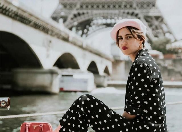  波点元素|波点时尚感这么强你不会还没有吧，潮流达人都在穿，别再犹豫了