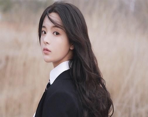  哥哥|帅哥VS美食？《元气满满的哥哥》《中餐厅》同天播出，你更爱谁？