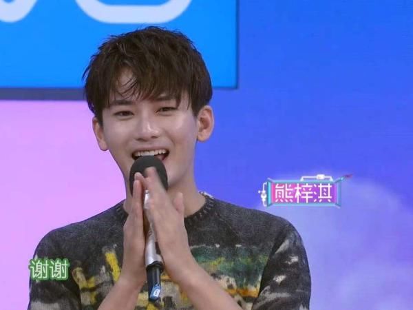  捧不红|快乐大本营：霸占11次都不火，何炅都开始嫌弃他，捧不红就算了