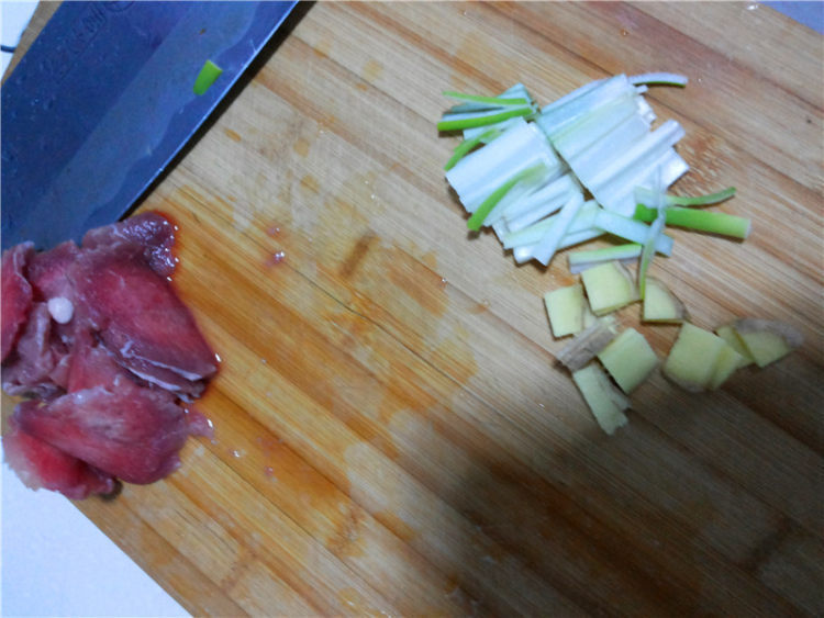 适量|四菜一汤,简而有内涵