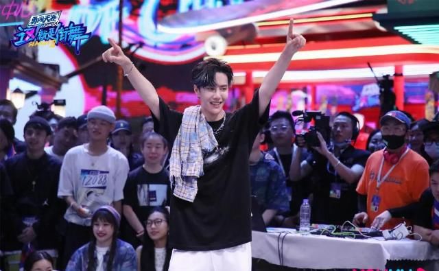  街舞|“王炸”《街舞3》，优酷靠什么打破“综N代”魔咒？