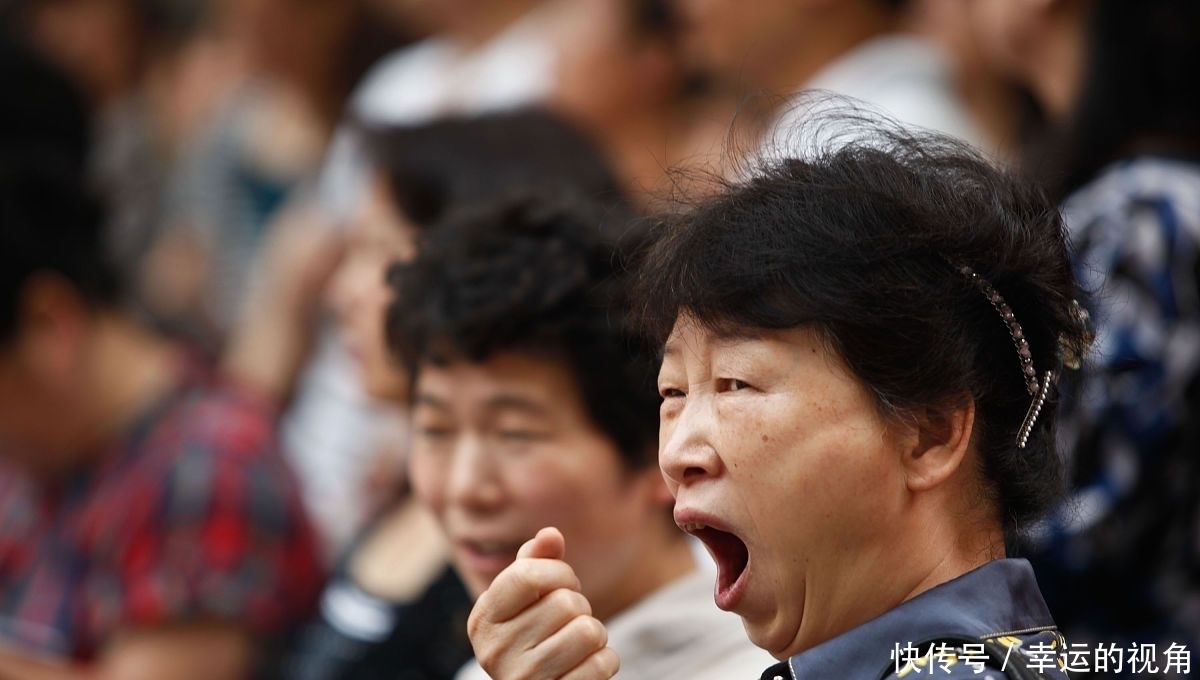  血栓|高血脂“偏爱”五类人！常吃三种碱性食物，稀释血液，可防血栓