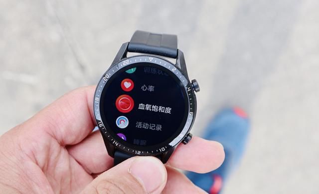  华为|华为Watch GT2e对抗GT2：GT2e略胜一筹，但GT2却更贵