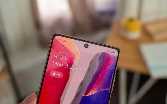  评测|三星Note 20系列评测：S Pen延迟Ultra版小很多