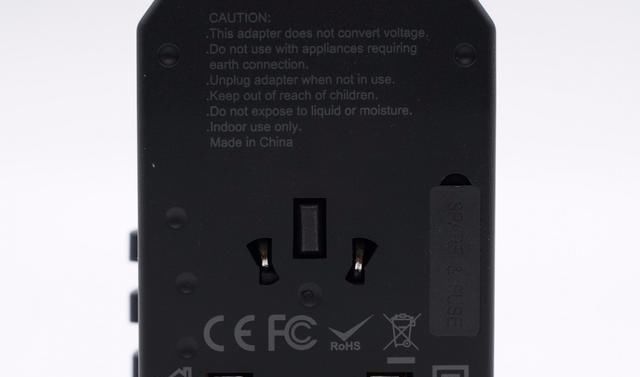  充电|万旅45W快充旅行转换插座拆解，一个便可走遍世界