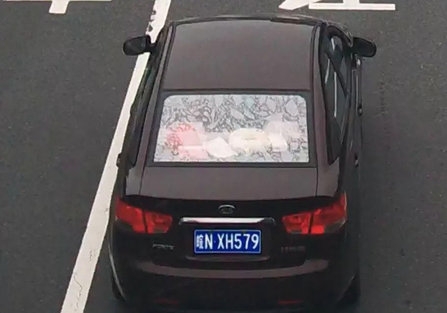 曝光|不礼让行人！六安这些车辆被曝光