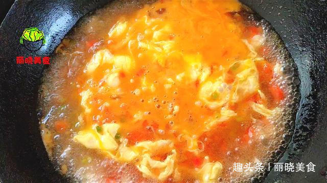  停不下|做鸡蛋汤时，不要再直接倒入鸡蛋了，教你一妙招，好喝到停不下嘴