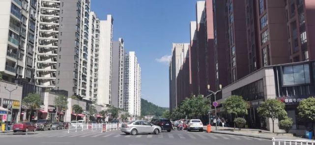 改观|1027记者调查：金融城二期交通状况大有改观！交警等多部门联合治理初见成效