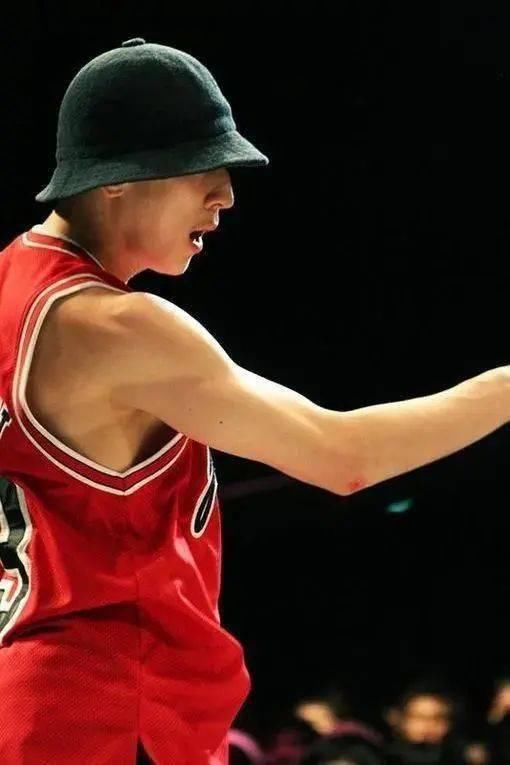  明星队长|街舞届是如何成为新晋的带货天王的？