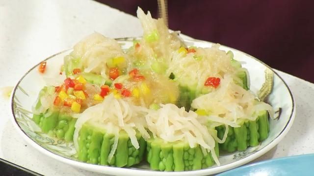 今日|「养生厨房」今日菜品——清凉方包+苦尽甘来