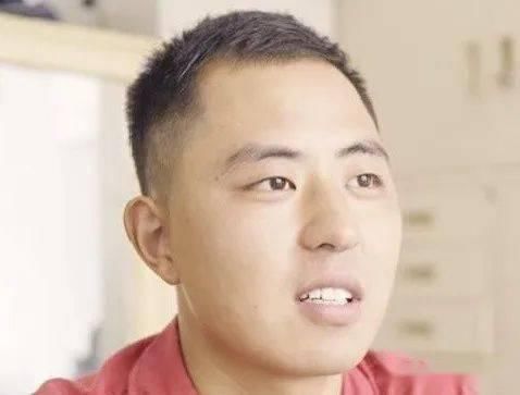  活见鬼|一个月被掰5次后视镜，车主一看监控真是活见鬼了……