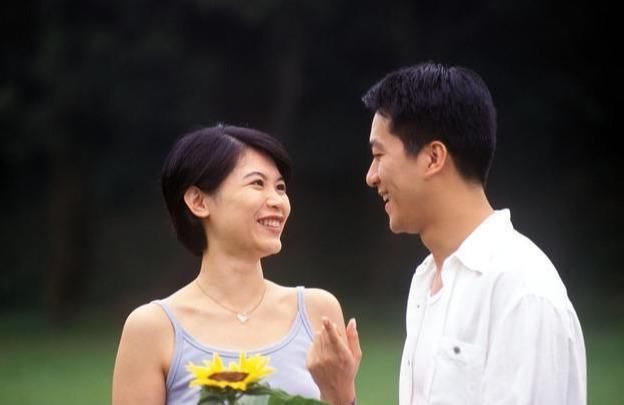  二婚|二婚中的成年人要学会的一种自觉，别再过多和以前的家庭纠缠不清