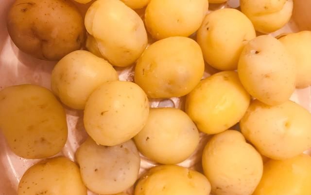 轻视|真是轻视了它,1个等于吃10个苹果,15个梨,最接地气的“食材”