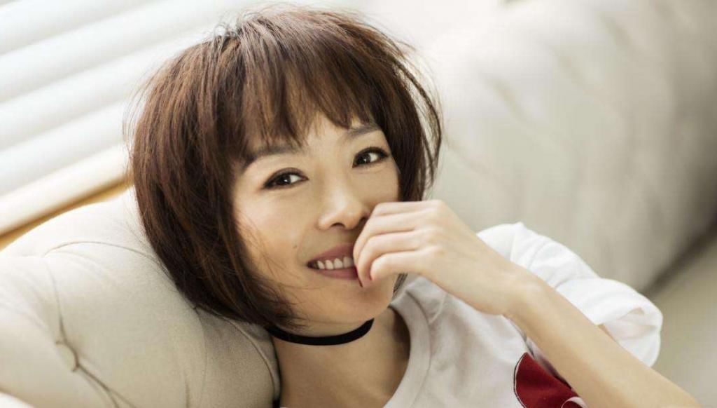  主持人|她是“低情商”主持人，曾让周星驰无奈，还大问杨丽萍会不会杀猪