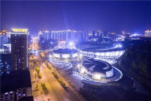 夜景|大足：打造城区景观灯饰 营造棠城靓丽夜景