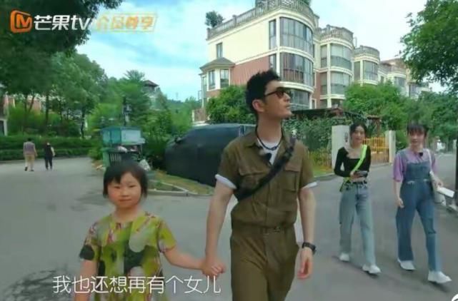  黄晓明|《中餐厅》黄晓明全程不提baby，无意中一句闲谈，暴露了真实婚姻状态