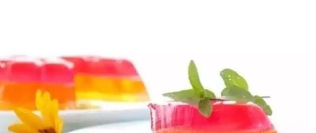 内幕|揭秘13个食品广告拍摄内幕!为什么你的汉堡,跟广告永远不一样