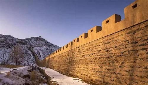 高明|?明朝看重长城的修建,清朝看重修庙之事,哪个朝代算的上高明?