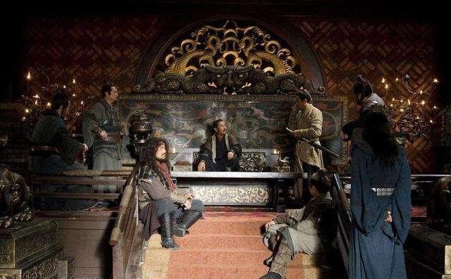 却是|刘邦最铁的发小，力挺刘邦到最后，当初却是最瞧不起刘邦的人